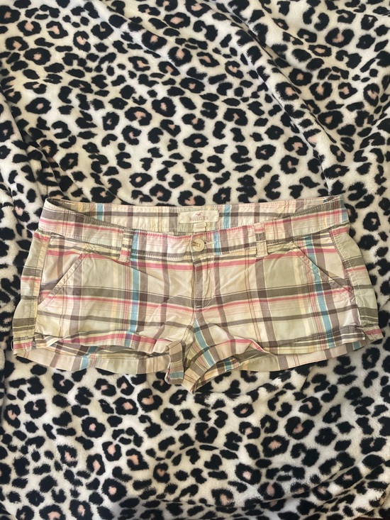 Hollister Pants - VTG hollister low rise plaid shorts